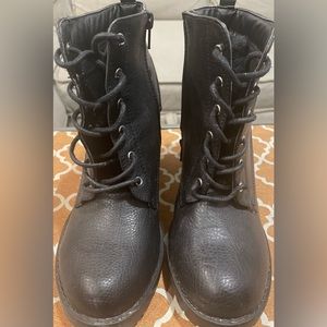 Heeled Combat like boots